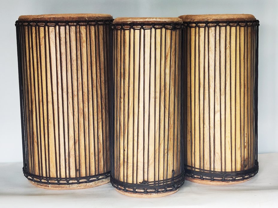 Dunun Basstrommeln Satz - Dundun Set aus Guinea
