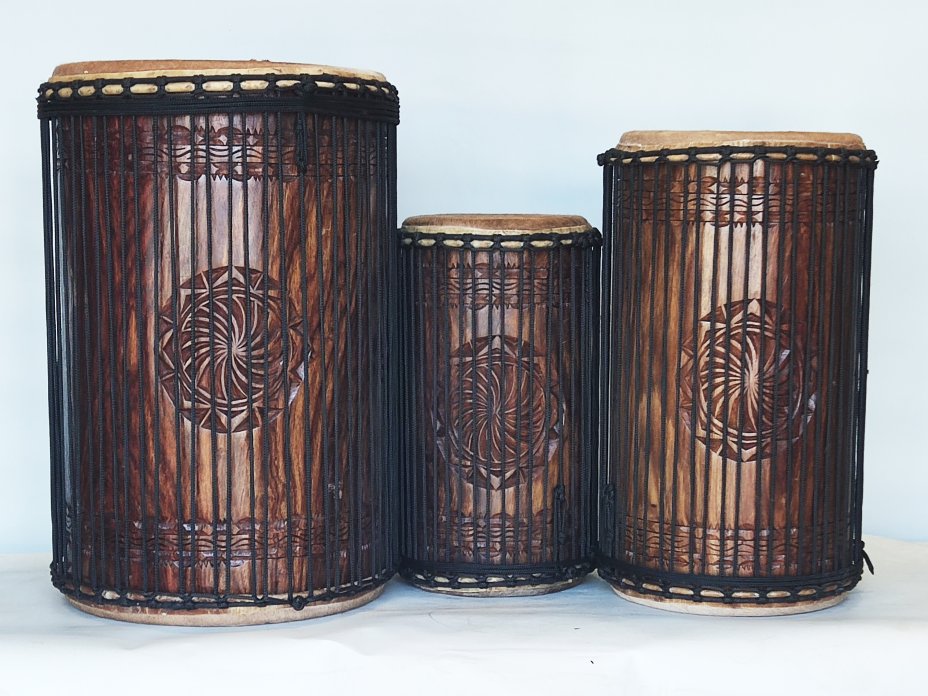 Dunun Basstrommeln Satz - Dundun Set aus Guinea
