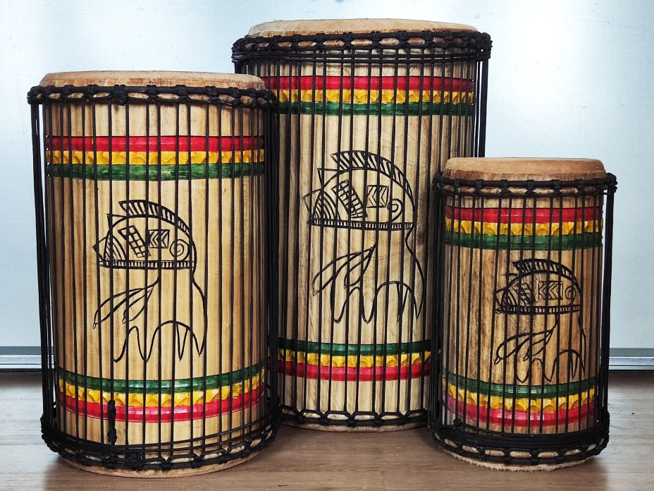 Dunun Basstrommeln Satz - Dundun Set aus Guinea