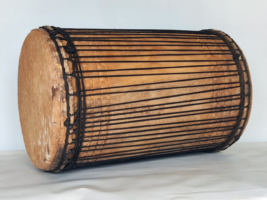 Melina traditionnelle Aufbau Dundunba Dundun - Dundun Basstrommel aus Guinea