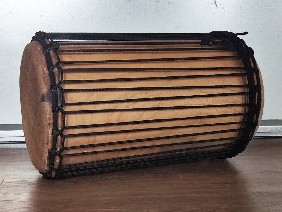 Dunun Basstrommeln - Kenkeni Dundun aus Guinea 4 Reifen Aufbau