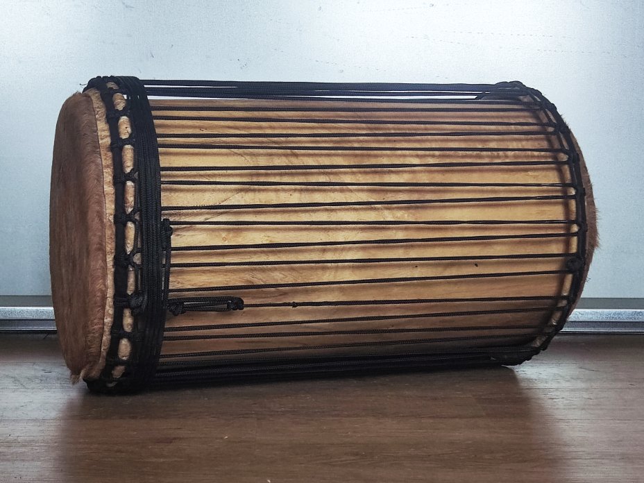 Dunun Basstrommeln - Sangban Dundun aus Guinea 4 Reifen Aufbau
