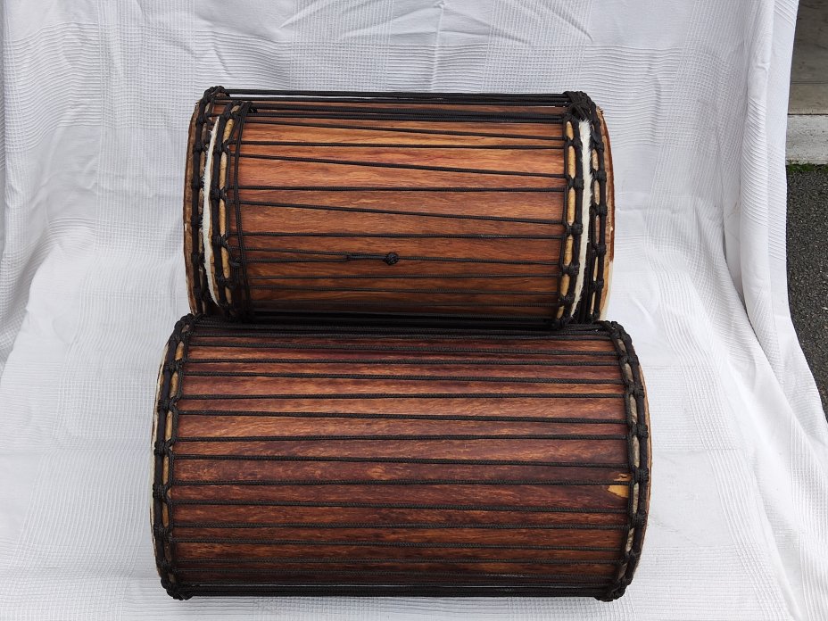 Palisander (Gueni) Dunun Basstrommelset aus Mali