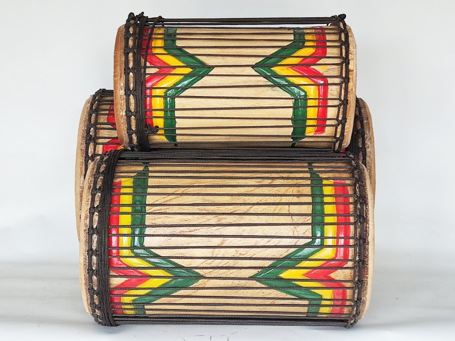 Melina Dunun Basstrommelset aus Guinea