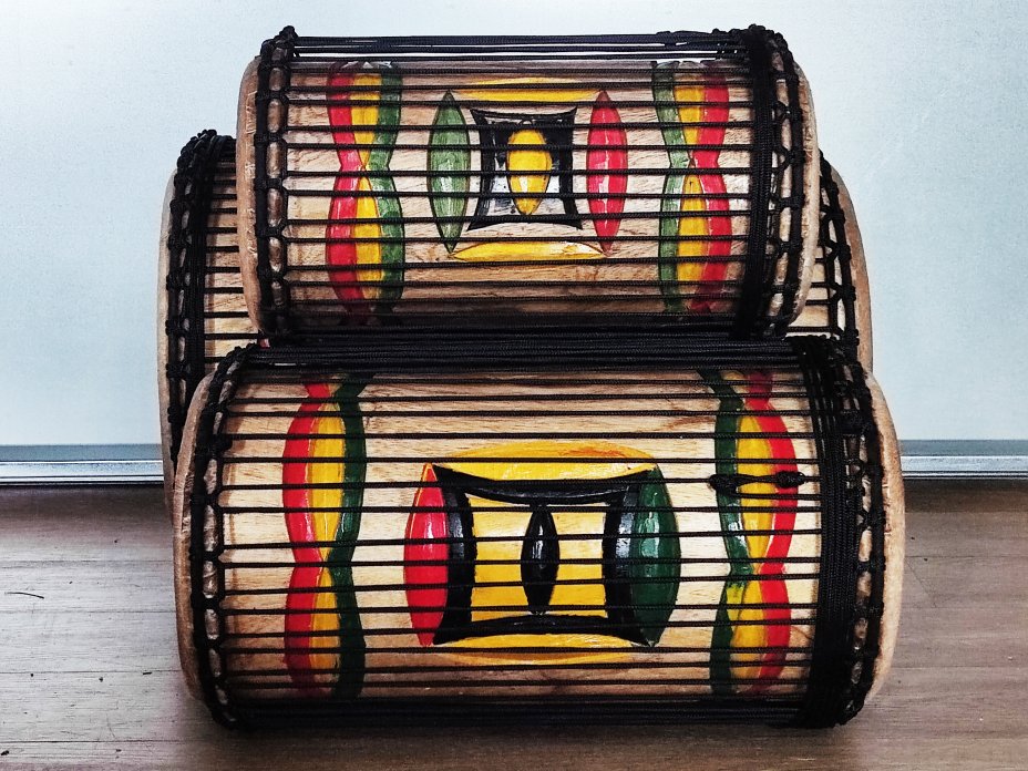 Dunun Basstrommeln Satz - Dundun Set aus Guinea