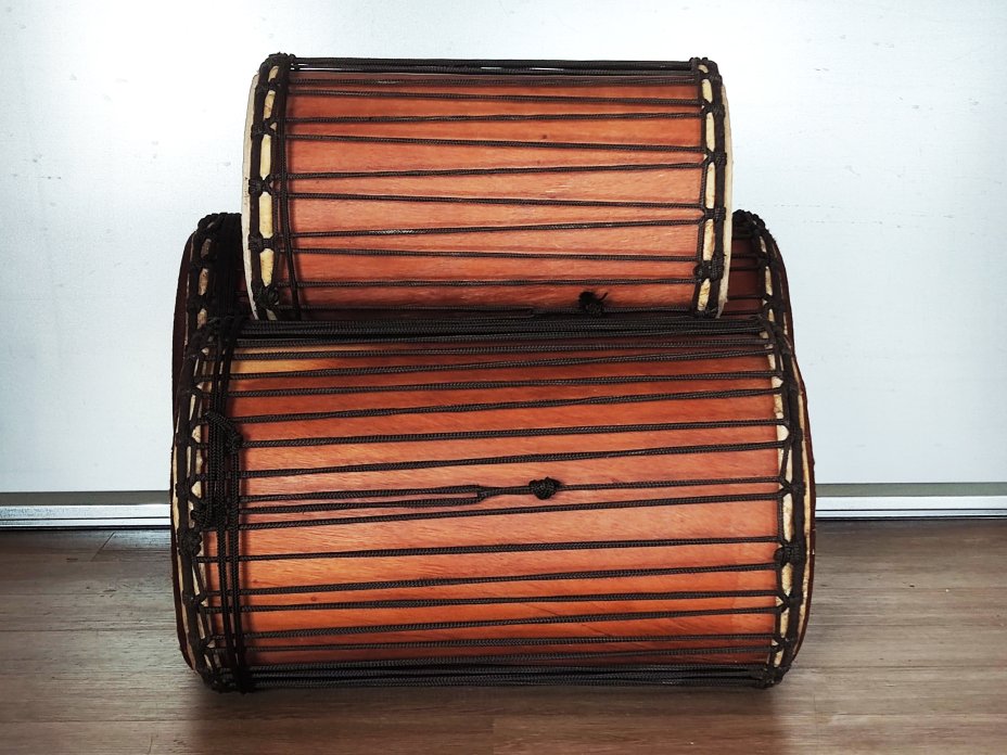 Dunun Basstrommeln Satz - Dundun Set aus Mali