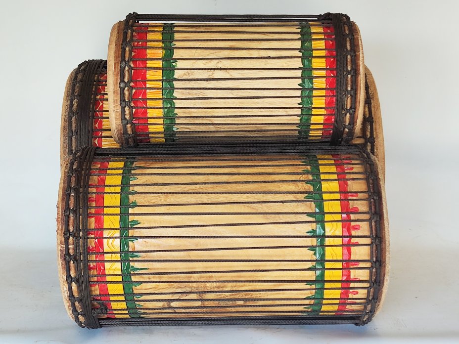 Melina Dunun Basstrommelset aus Guinea