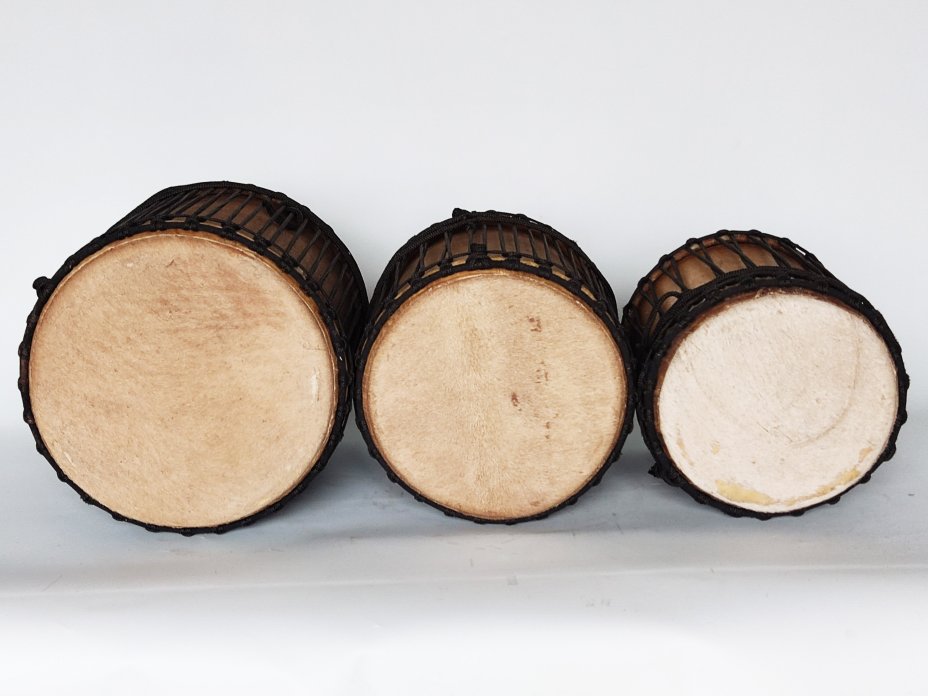 Mini-Dundun Set aus Guinea - Dunun Basstrommeln