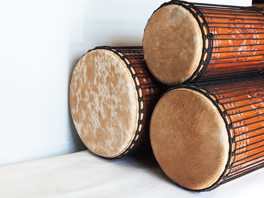 Dunun Basstrommeln Satz - Dundun Set aus Guinea
