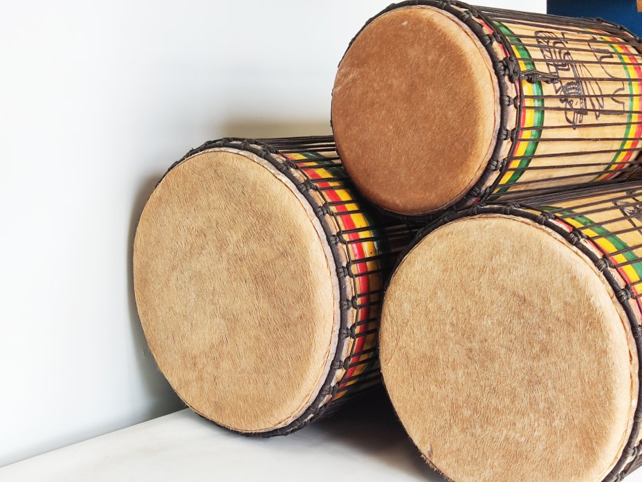 Dunun Basstrommeln Satz - Dundun Set aus Guinea