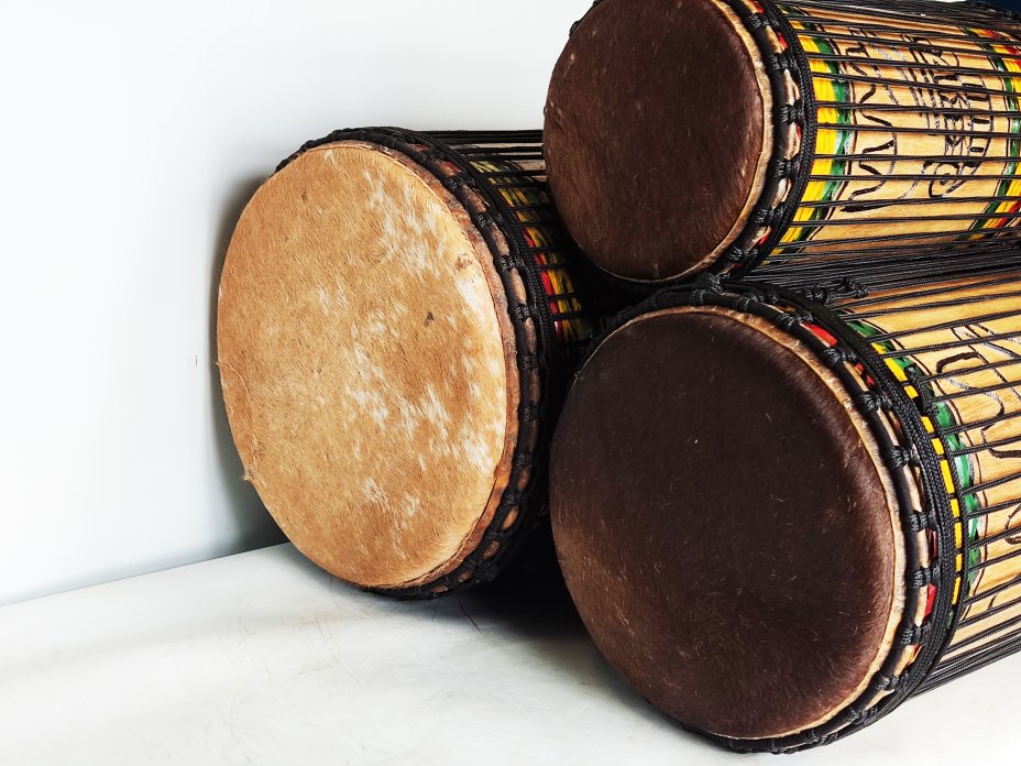 Dunun Basstrommeln Satz - Dundun Set aus Guinea
