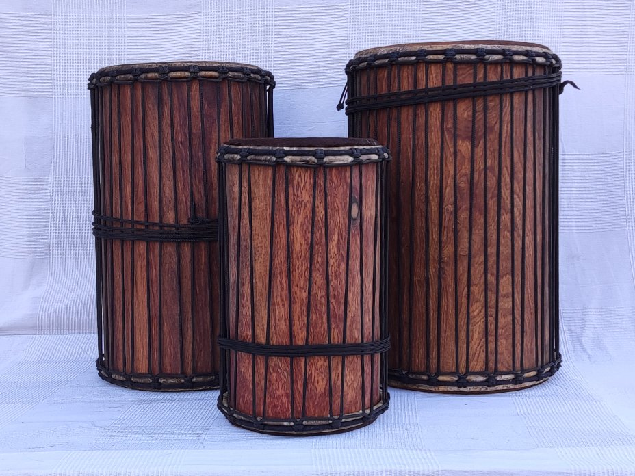 Palisander (Gueni) Dunun Basstrommelset aus Mali